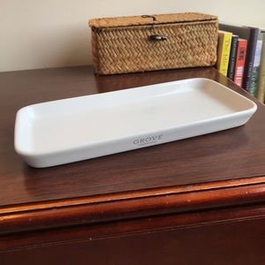 Grove ceramic sink organizer tray